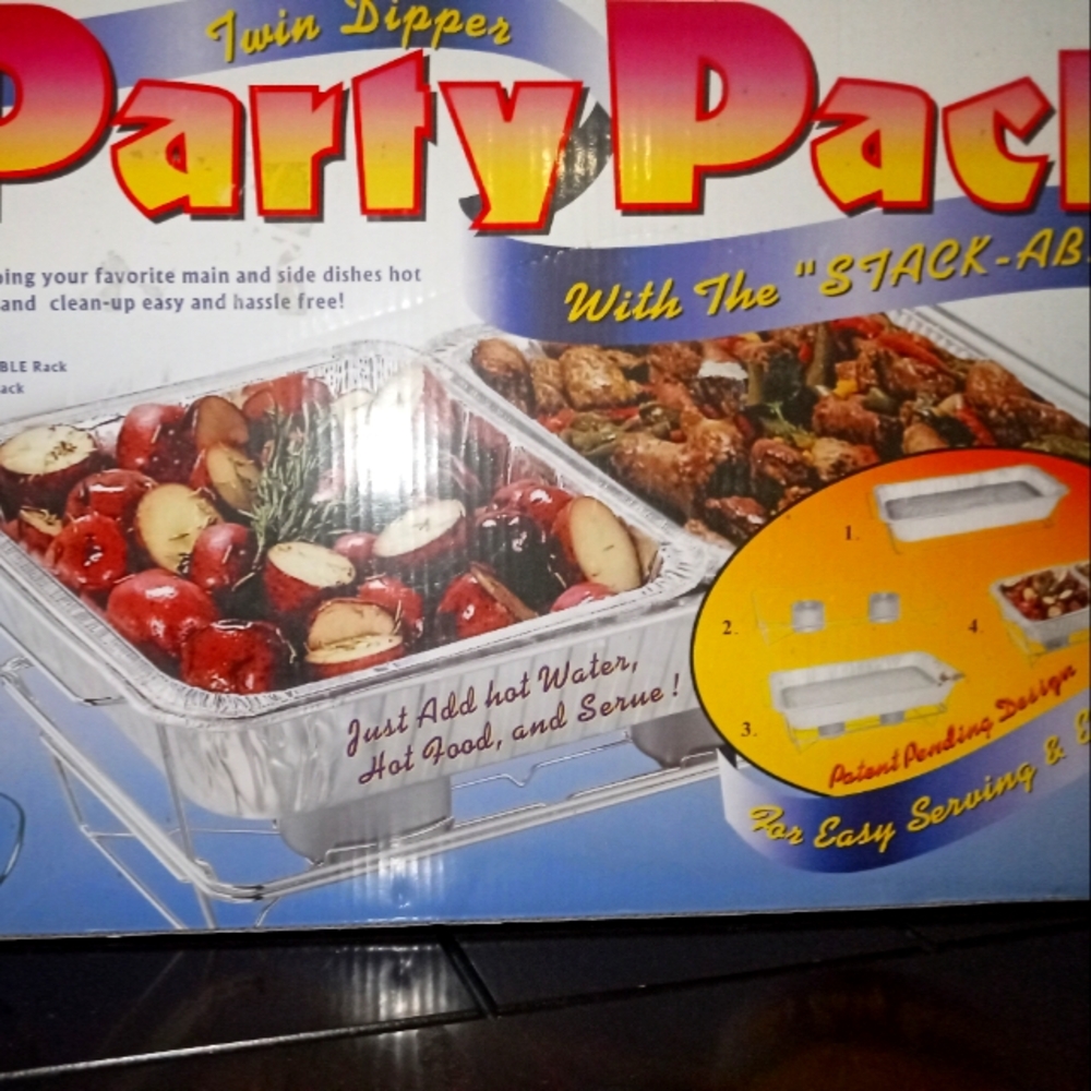 Party pack for parties to store food